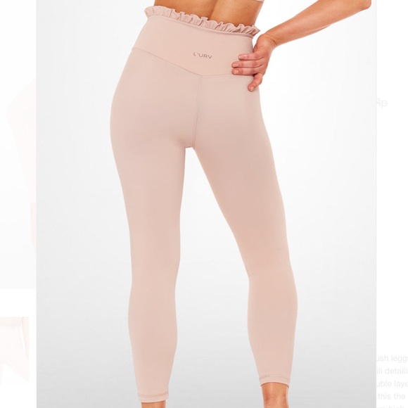 Carbon38 Pants - NWT $119 Carbon38 L’urv M Frill Me 7/8 Leggings Blush Ruffles Frill Nylon Smooth